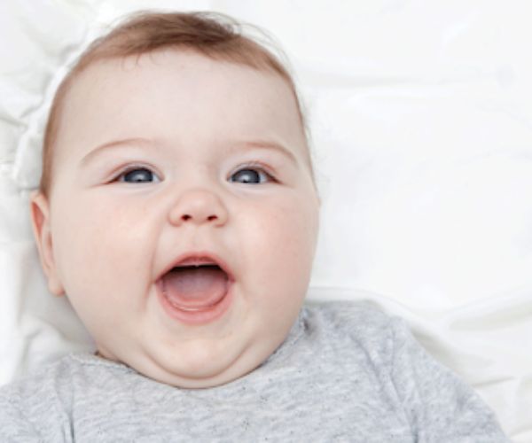 اللسان المربوط عند الرضع